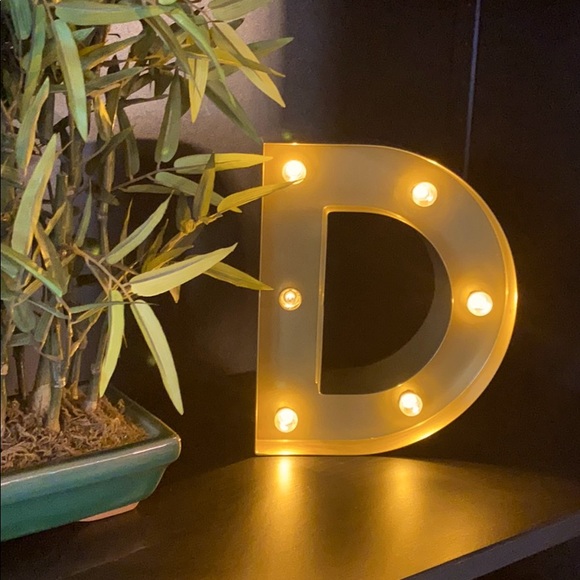 NWT Threshold Marquee Light “D” Gold Battery Op